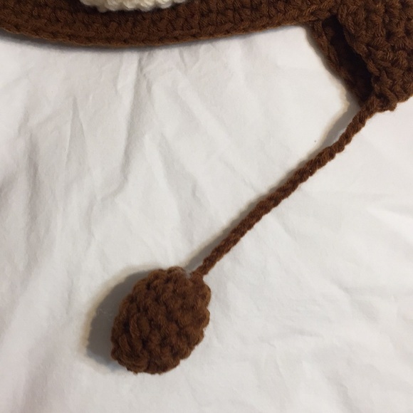 Crochet hat monkey - Picture 5 of 9